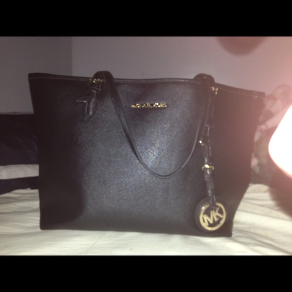 Black mk tote