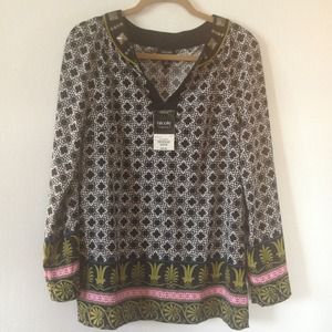 SOLD-Nicole black and white print tunic