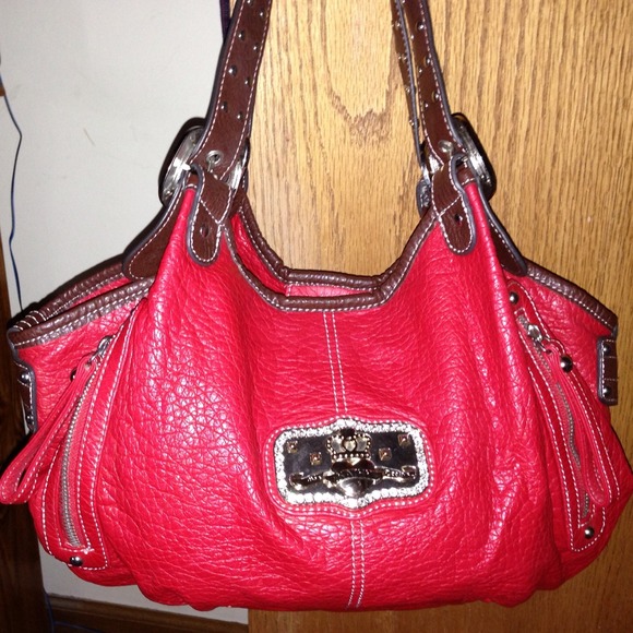 SOLD❤❤❤AUTHENTIC RED KATHY VAN ZEELAND HANDBAG❤❤❤❤