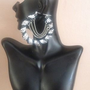 Fashion earrings