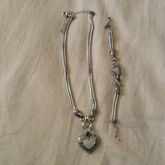 Necklace set