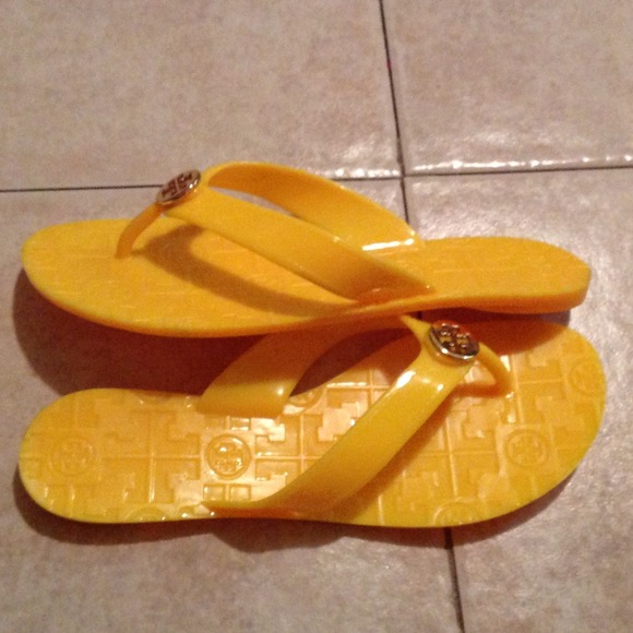 TORY BURCH Yellow Jelly Thora Sz 6 - Picture 2 of 4