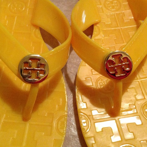 TORY BURCH Yellow Jelly Thora Sz 6 - Picture 3 of 4