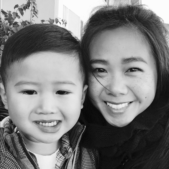 👋 Meet your posher! Hi there, I'm Diana! ☺️ - Picture 2 of 5