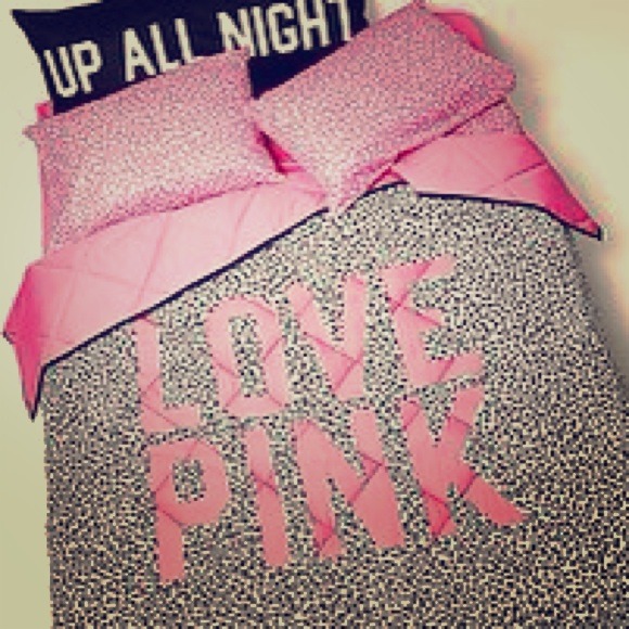 VS PINK comforter.