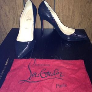 *Sold** Christian Louboutin Pigalle 100mm