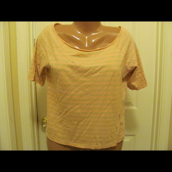 Mid sleeve shirt