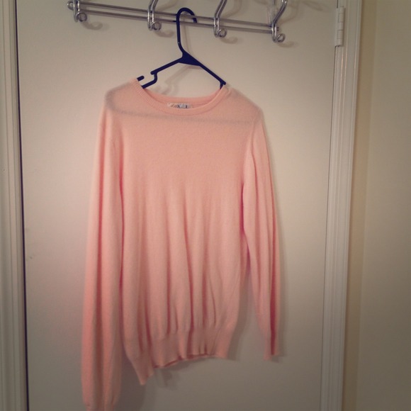 100% cashmere pink sweater