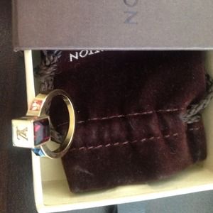 Louis Vuitton ring