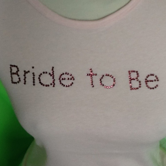 Rhinestone t-shirt with rosé stones