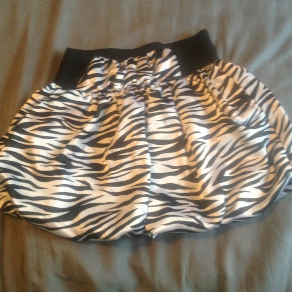 Zebra print bubble skirt