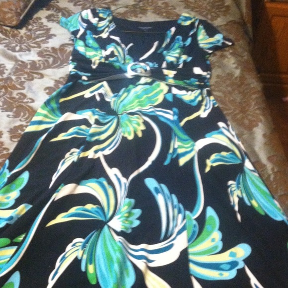 Like new floral dress
