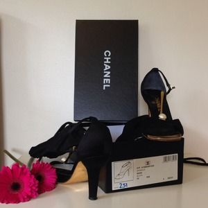 CHANEL Shoes - $✂️ CHANEL Beautiful Pearl Gold T-strap 38 CHANEL Shoes - $✂️ CHANEL Beautiful Pearl Gold T-strap 38