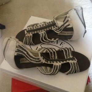 Steve Madden gladiators