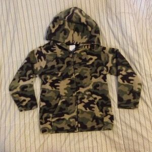 ❤️SOLD❤️Mommykatrn🎈Toddler zip up hoodie