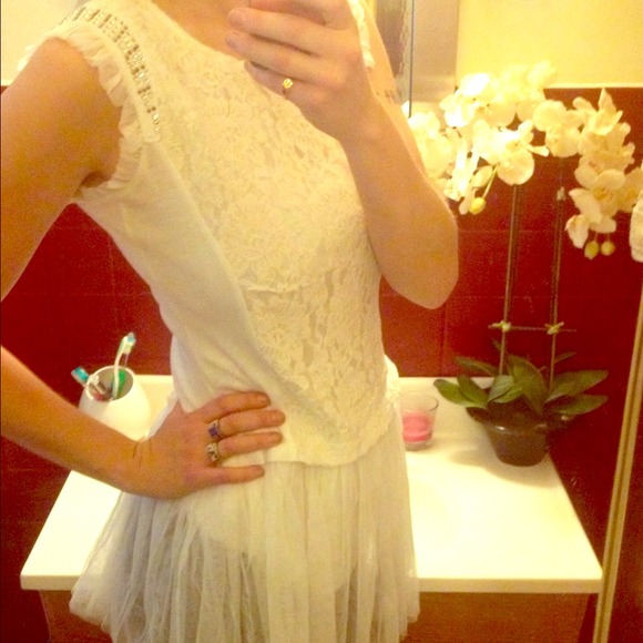 HOST PICK!🚫bundled🚫 Lace/Tulle dress/top