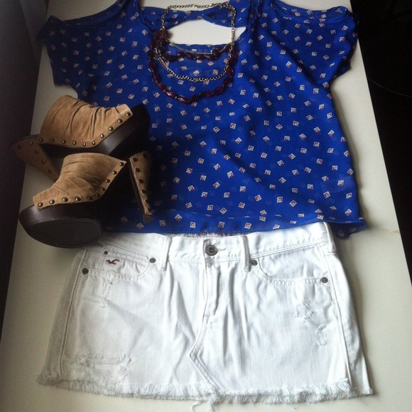 White Hollister denim skirt
