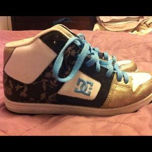 DC sneakers
