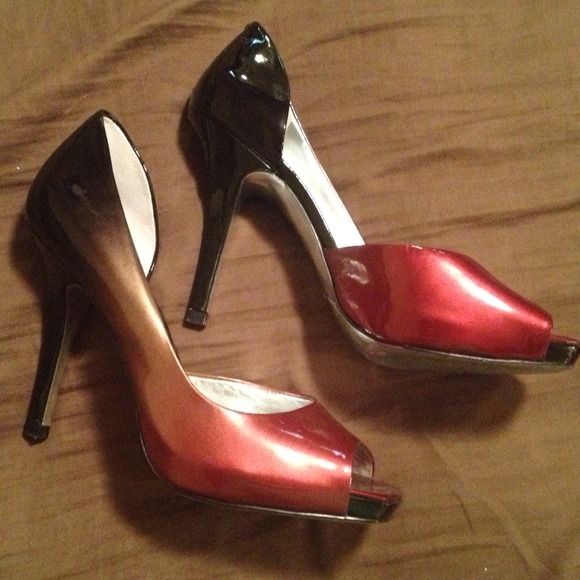 Jessica Simpson Pumps Size 7 - Picture 4 of 4
