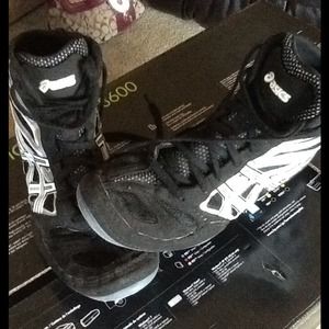 Asics men's wrestling shoes