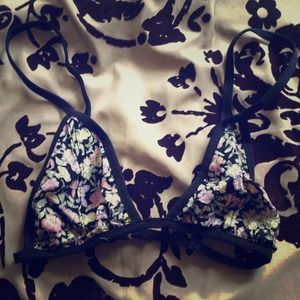 Brandy Melville Bralette