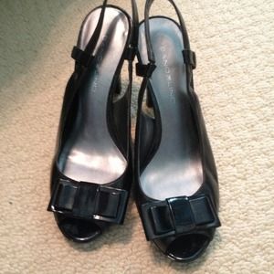 Black Bandolino Pumps