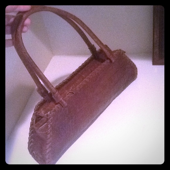 MAURIZIO TAIUTI LEATHER HANDBAG. MADE IN ITALY.
