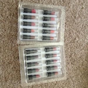 Brand new Avon lipsticks 20 sample pieces