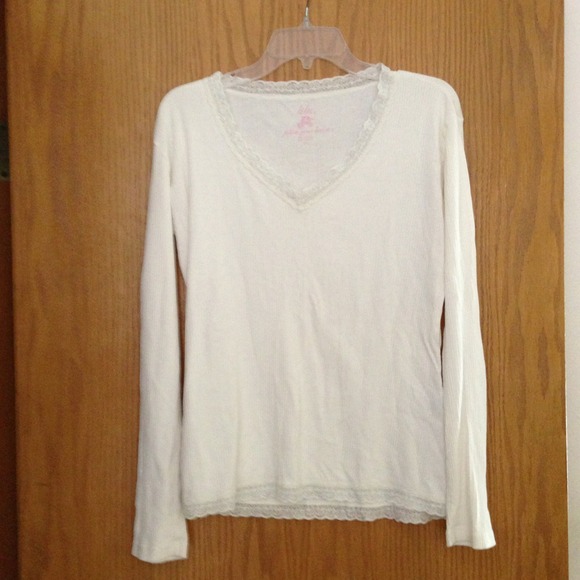 🚫SOLD🚫Lilu Cotton Pullover Top with Lace