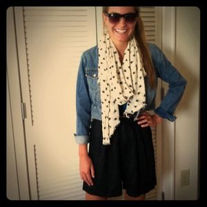 Black highwaisted shorts