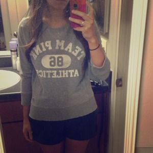 3/4 sleeve gray sweatshirt