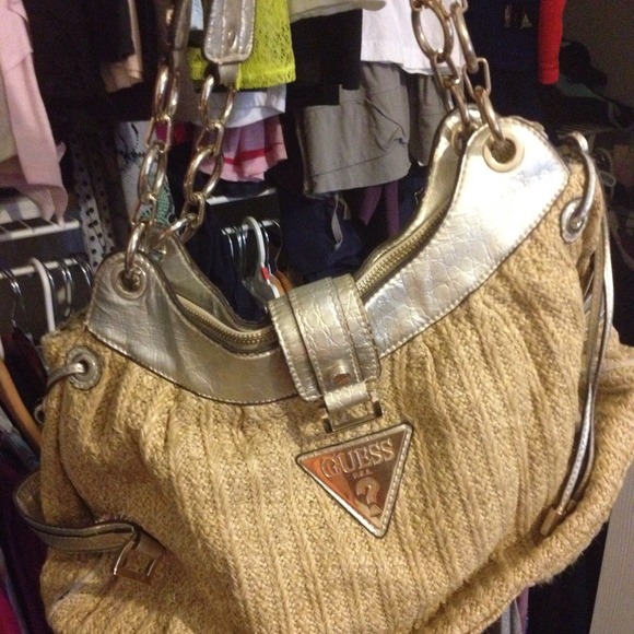 Guess bag - Picture 1 of 2