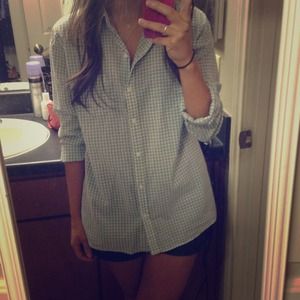 Long sleeve plaid shirt