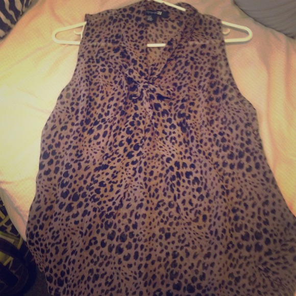 Leopard top