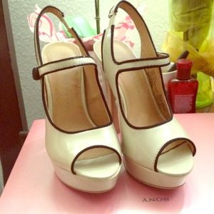 Lauren Conrad strap heels