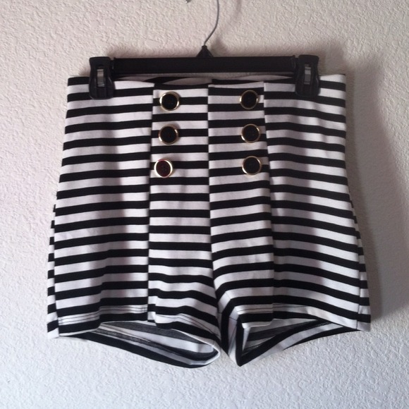 High Waisted Nautical Shorts⚓