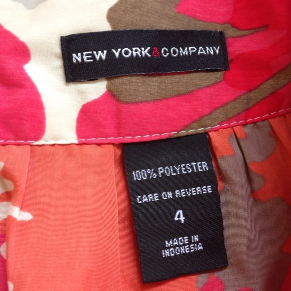 New York & company skirt - Picture 3 of 4