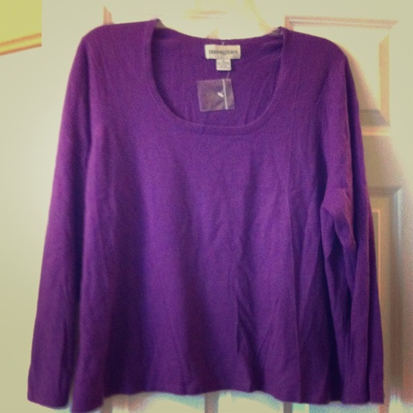 REDUCED Bloomingdales Cashmere Sweater Never Worn