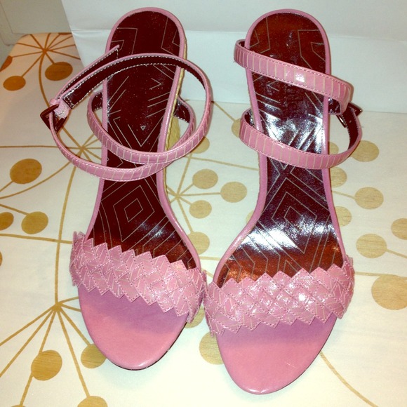 New! Charles by Charles David Wedge w/ankle straps