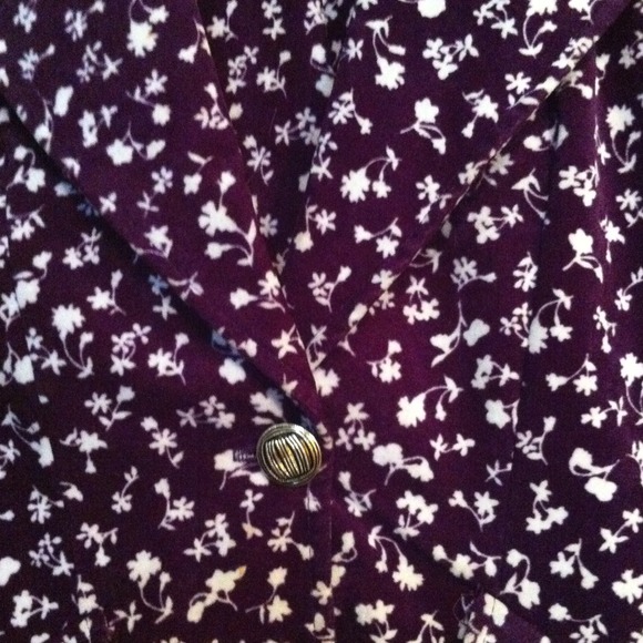 🎀Vintage Velvet Blazer🎀 - Picture 2 of 3