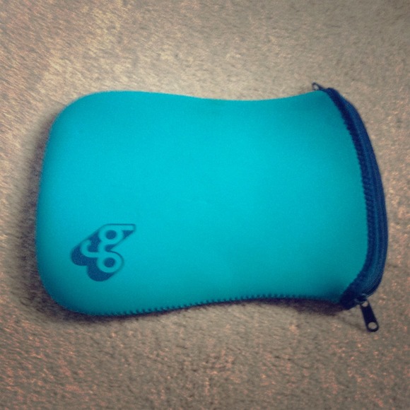 Byo small laptop/Netbook case.  On sale until 6/21