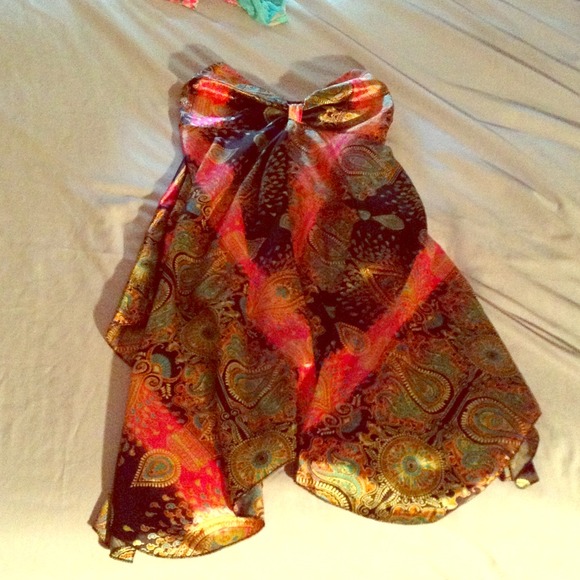 Fun strapless summer dress! - Picture 1 of 1