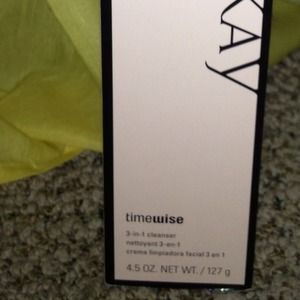 Mary Kay 3 and 1 cleanser