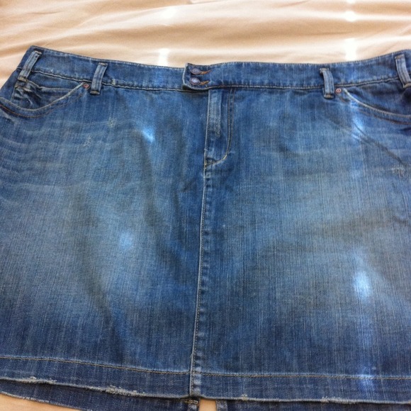 old navy plus size denim skirt