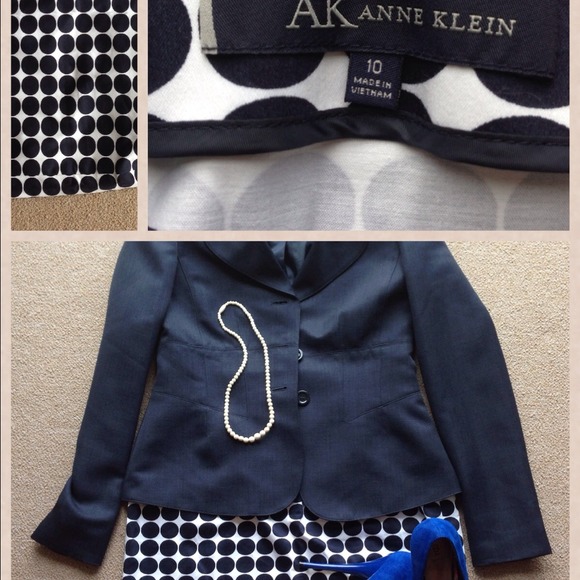 Navy blue polka dot stretch skirt - Picture 3 of 4
