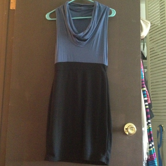 Cowl neck Cotton fitted sleeveless dress