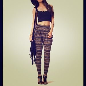 *Bundled*Harem pant/ harajuku top.