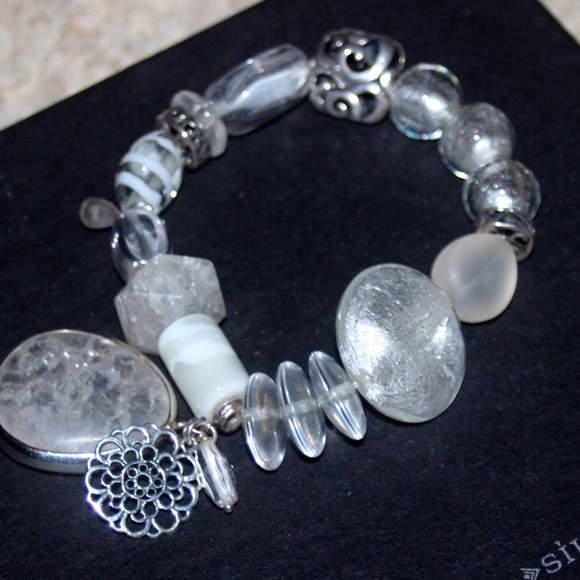 Silpada clear & white bracelet (new w/o tags)
