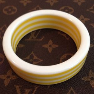 Yellow & white bangle bracelet 💛