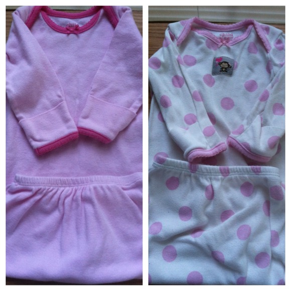 💥SOLD💥2 Infant Sleeper Gowns